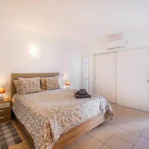  Apartment In Albufeira's Old Town